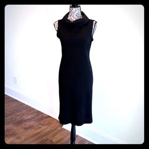 Classic all season Sleeveless knit LBD Size small